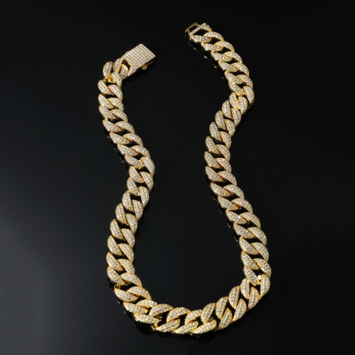 Picture of Cuban Link Necklace – Bold & Timeless